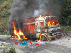 truck ma aagjani copy